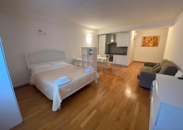 The Convent * بولونيا